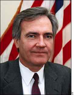 Vince Foster friend of Hillary Clinton